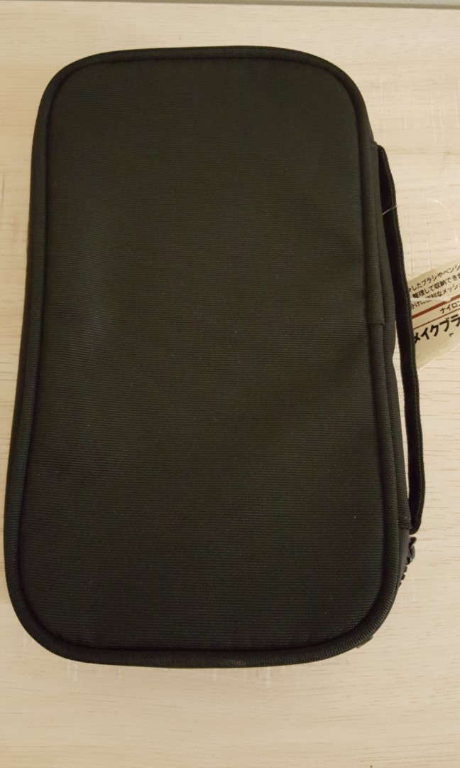 Muji Makeup Pouch Health Beauty Makeup On Carousell