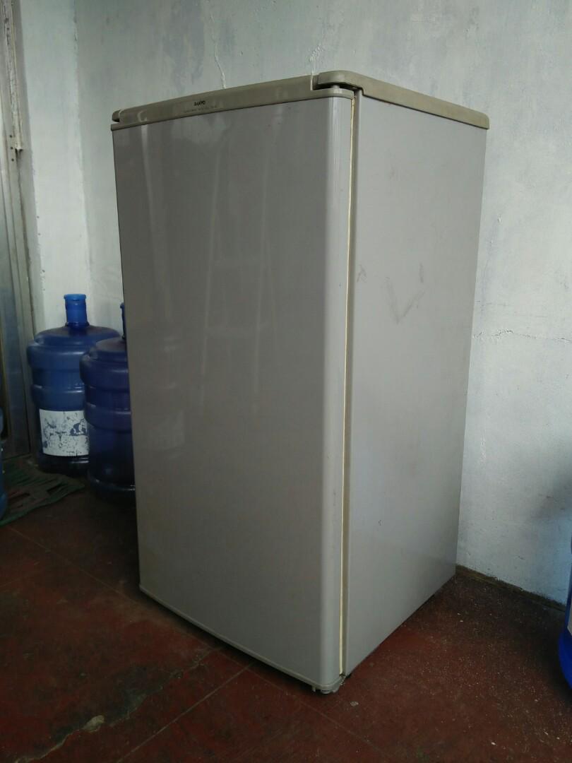 Personal Refrigerator TV Home Appliances Kitchen Appliances Personal Refrigerator TV Home Appliances Kitchen Appliances