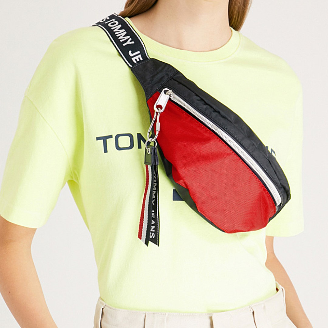 tommy jeans logo bumbag