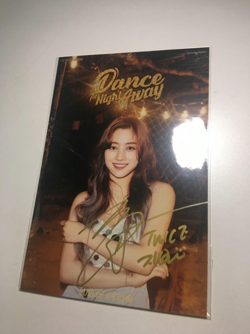 Twice Summer Night 朴志效 Jihyo Dance Teh Night Away Signature Photo Hobbies Toys Memorabilia Collectibles Fan Merchandise On Carousell