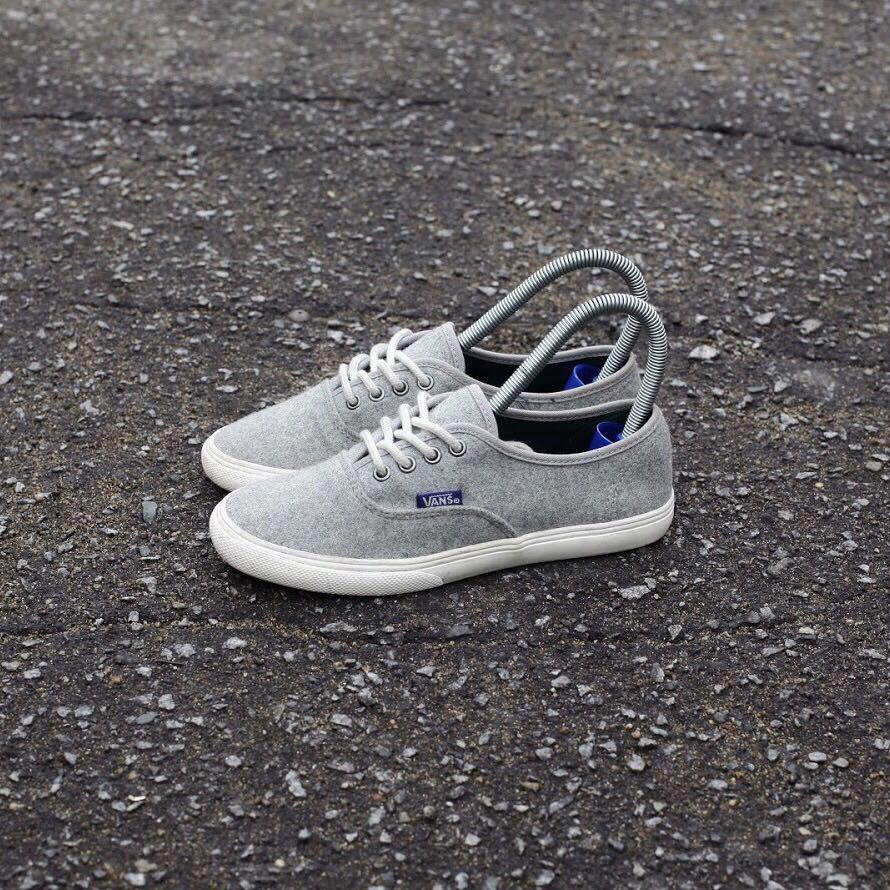 Vans v44w top