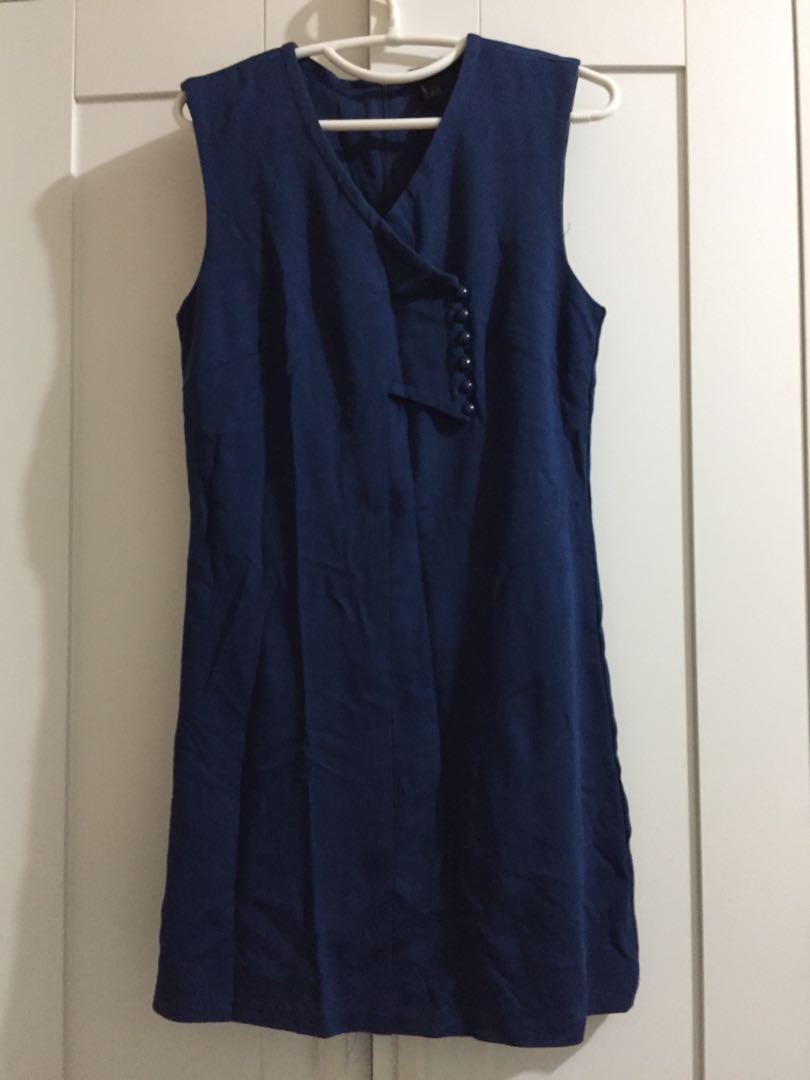 Vero Moda Dress in Navy Blue (Category: Dresses) located in Cainta. Submitted by jvgmmd (Listing ID 181112304, Image 1). Description: Vero Moda dress in Navy Blue. Stretchable material. P180 + sf.