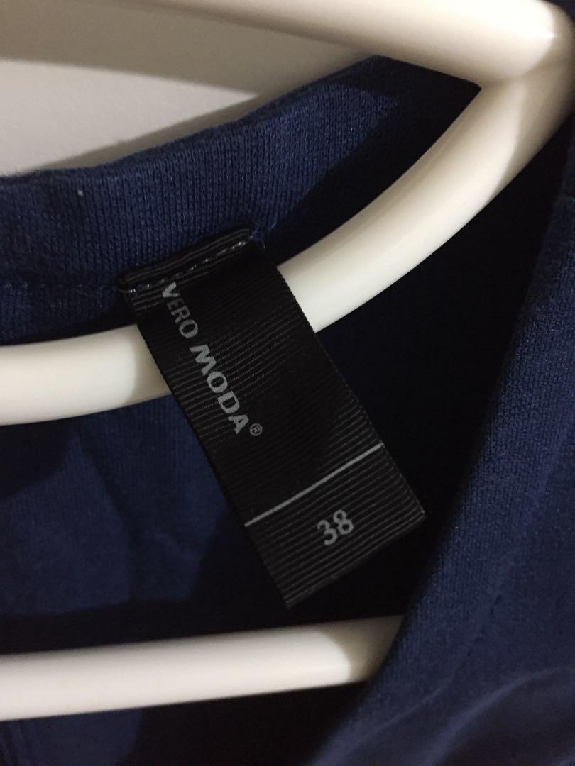 Vero Moda Dress in Navy Blue (Category: Dresses) located in Cainta. Submitted by jvgmmd (Listing ID 181112304, Image 2). Description: Vero Moda dress in Navy Blue. Stretchable material. P180 + sf.