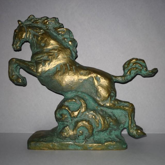 Vintage art cast iron Horse figurine, Hobbies & Toys, Collectibles
