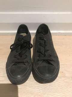 All black low top converse chucks size 4 youth (size 6 women’s)