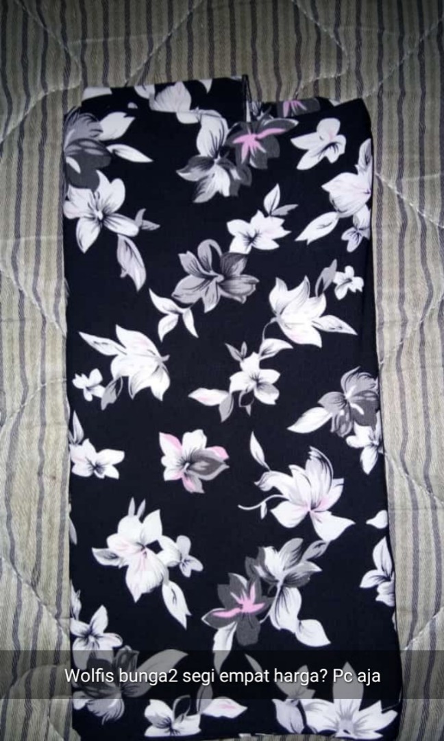 Jilbab Kerudung Segi Empat Motif Bunga Bunga Womens Fashion