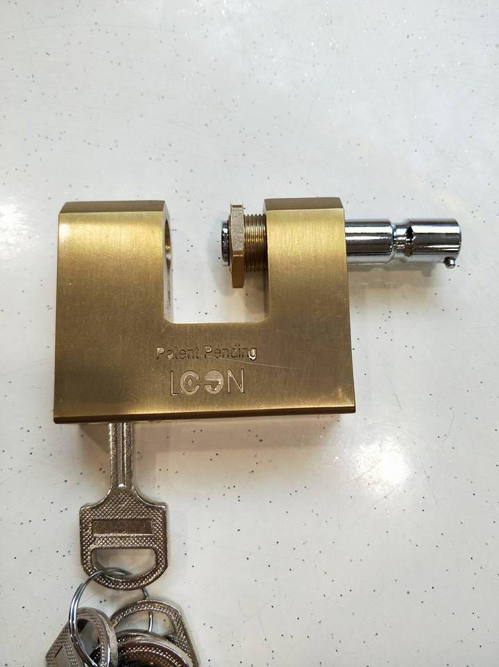 Loon lock HDB gate padlock, Furniture & Home Living, Bathroom & Kitchen