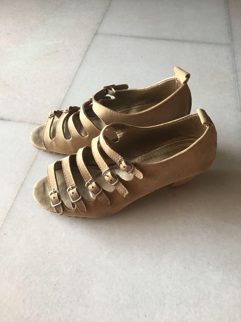Mixit sandals store