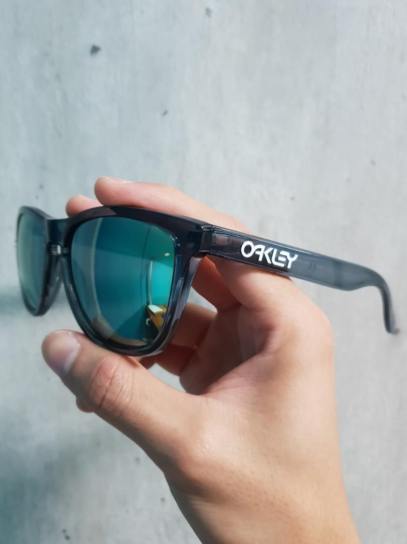 oakley sunglasses frogskin polarised