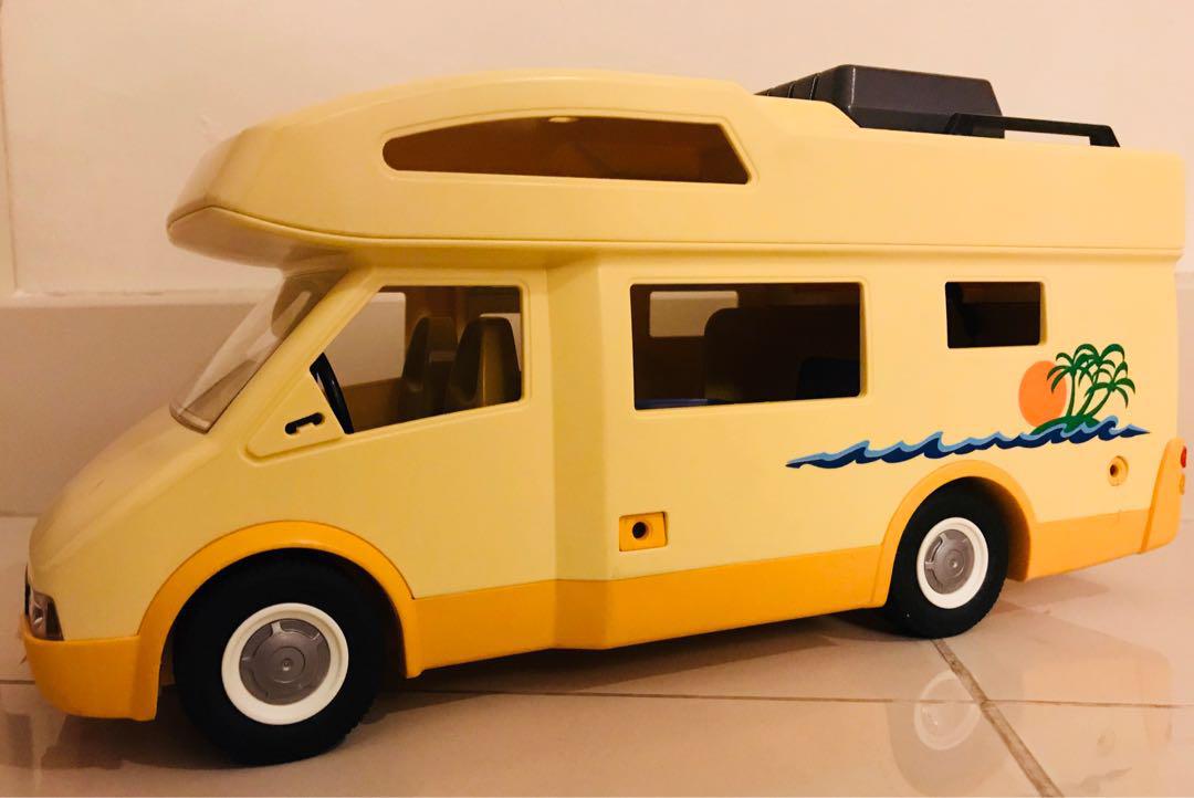 playmobil yellow camper van