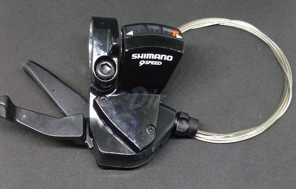 SHIMANO SL R440 9 SPEED RAPIDFIRE RIGHT SHIFTER Sports