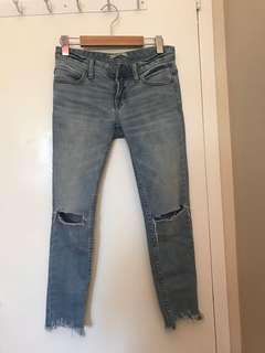 Free People Ripped Jeans sz25