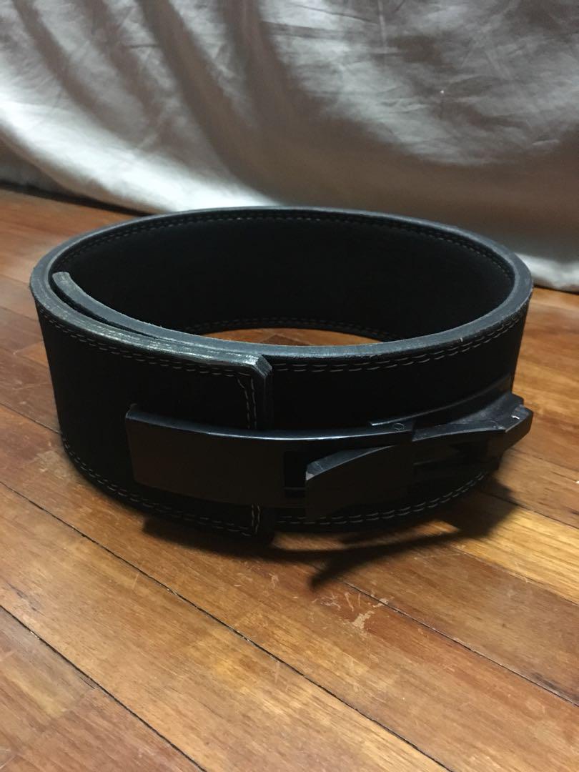 Black strength shop lever belt, Sports Equipment, Exercise & Fitness