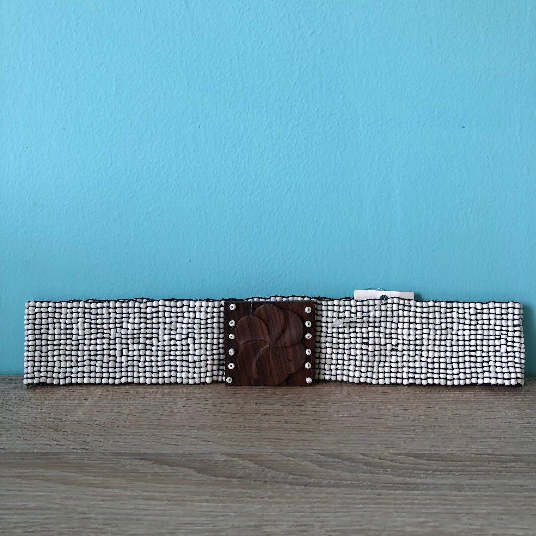 beaded elastic belt