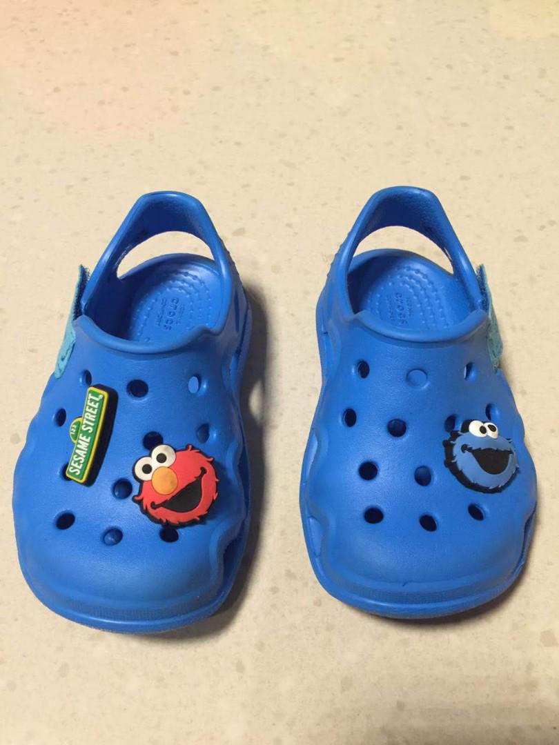 crocs swiftwater wave sandals