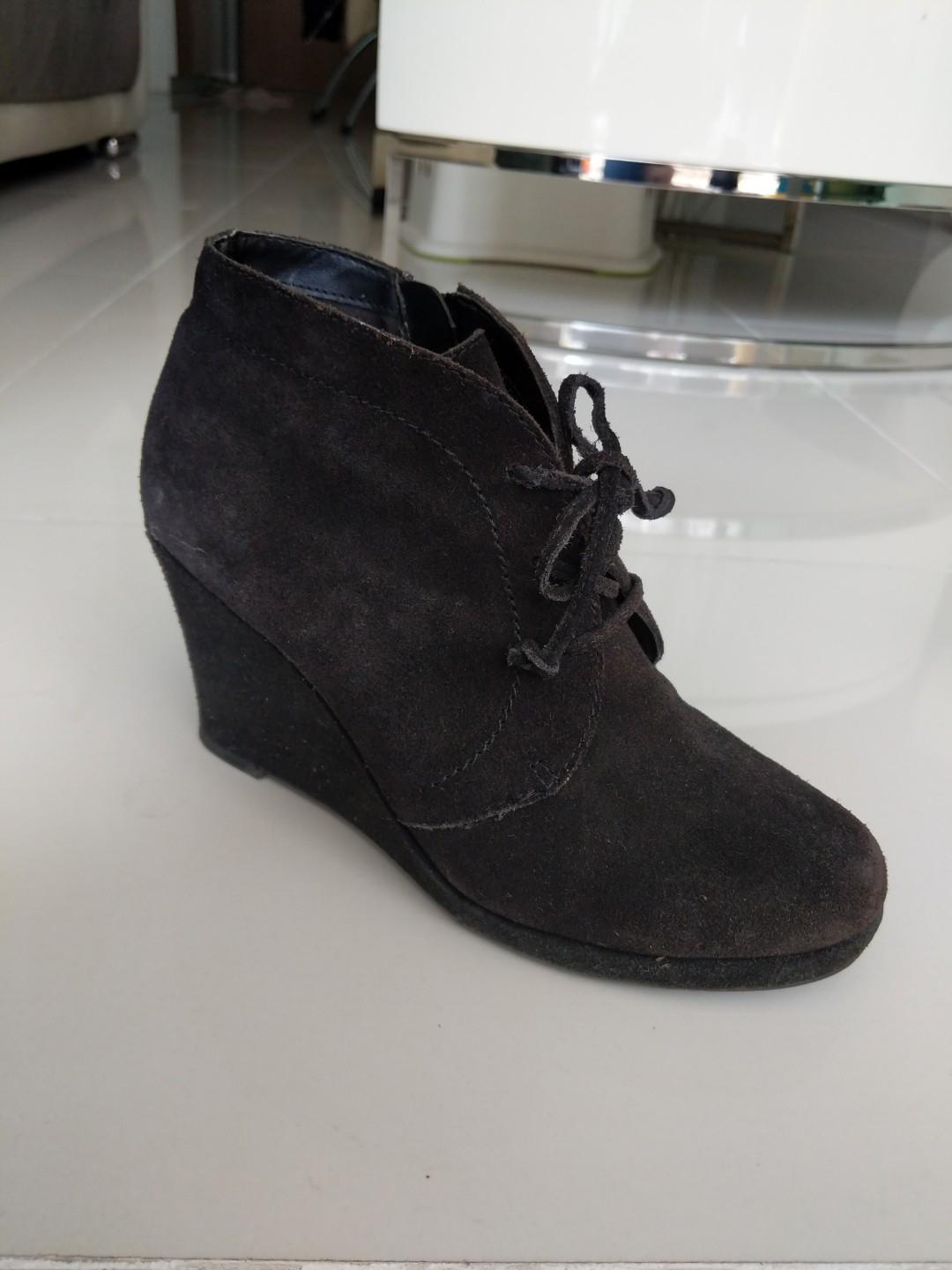 dolce vita shoes boots