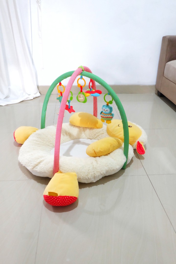 Elc Blossom Farm Laurie Lamb Playmat Baby Gym Bayi Anak Mainan Baby Walker Di Carousell