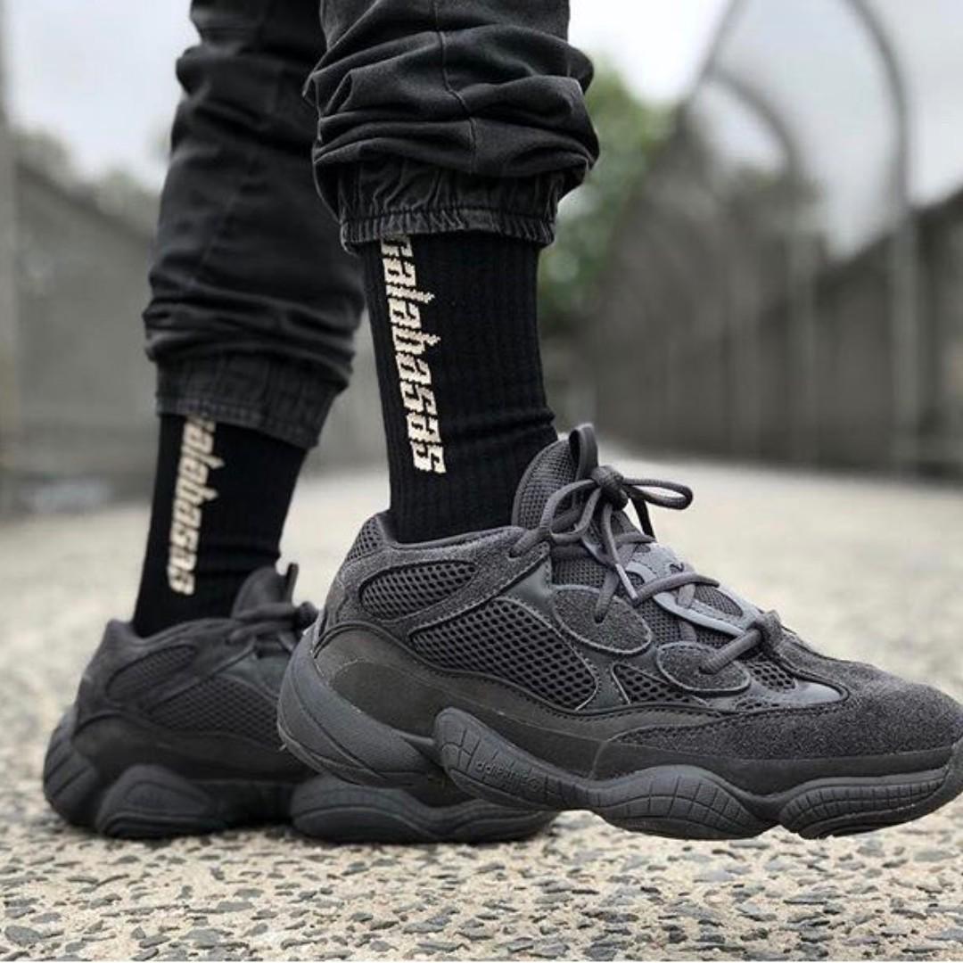 I BOUGHT FAKE $ 500 YEEZY GRAY GUM SOLE 750S