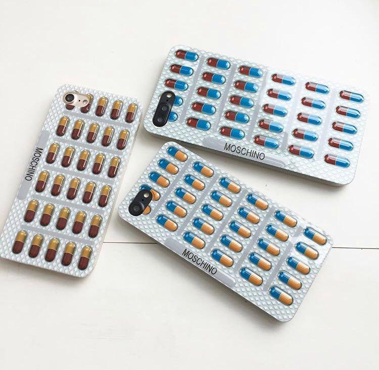 Moschino pill hotsell purse