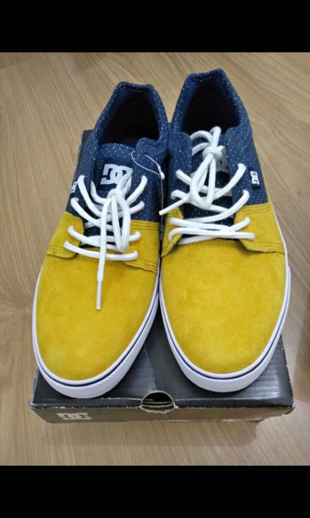 yellow dc shoes