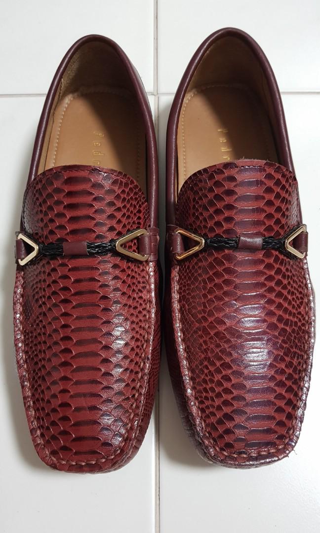 Red leather best sale moccasins