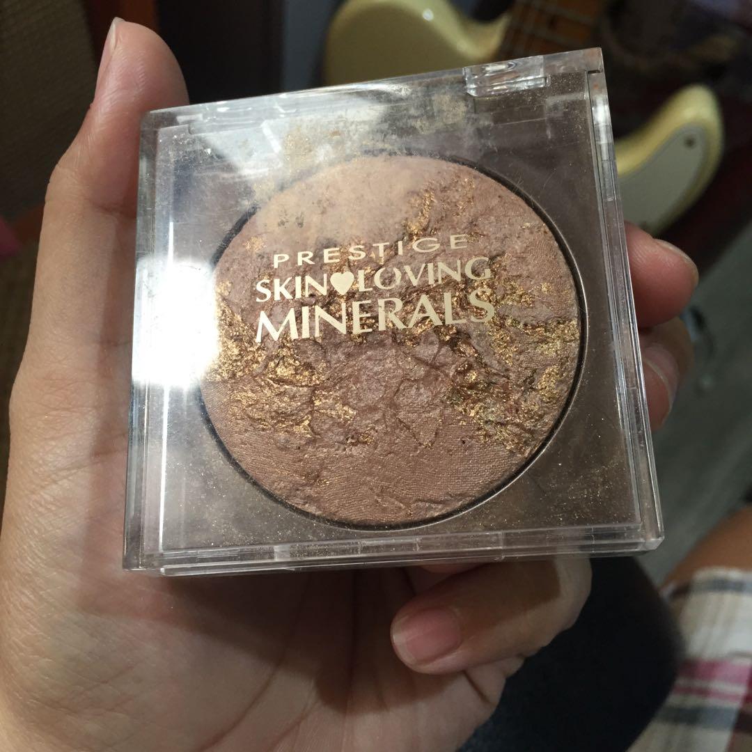 PRESTIGE Sunbaked Bronzing Powder (Category: Makeup) located in Quezon City. Submitted by mariajuana15 (Listing ID 181833798, Image 1). Description: used for swatch only rfs mommy duties no time for my make up collection .