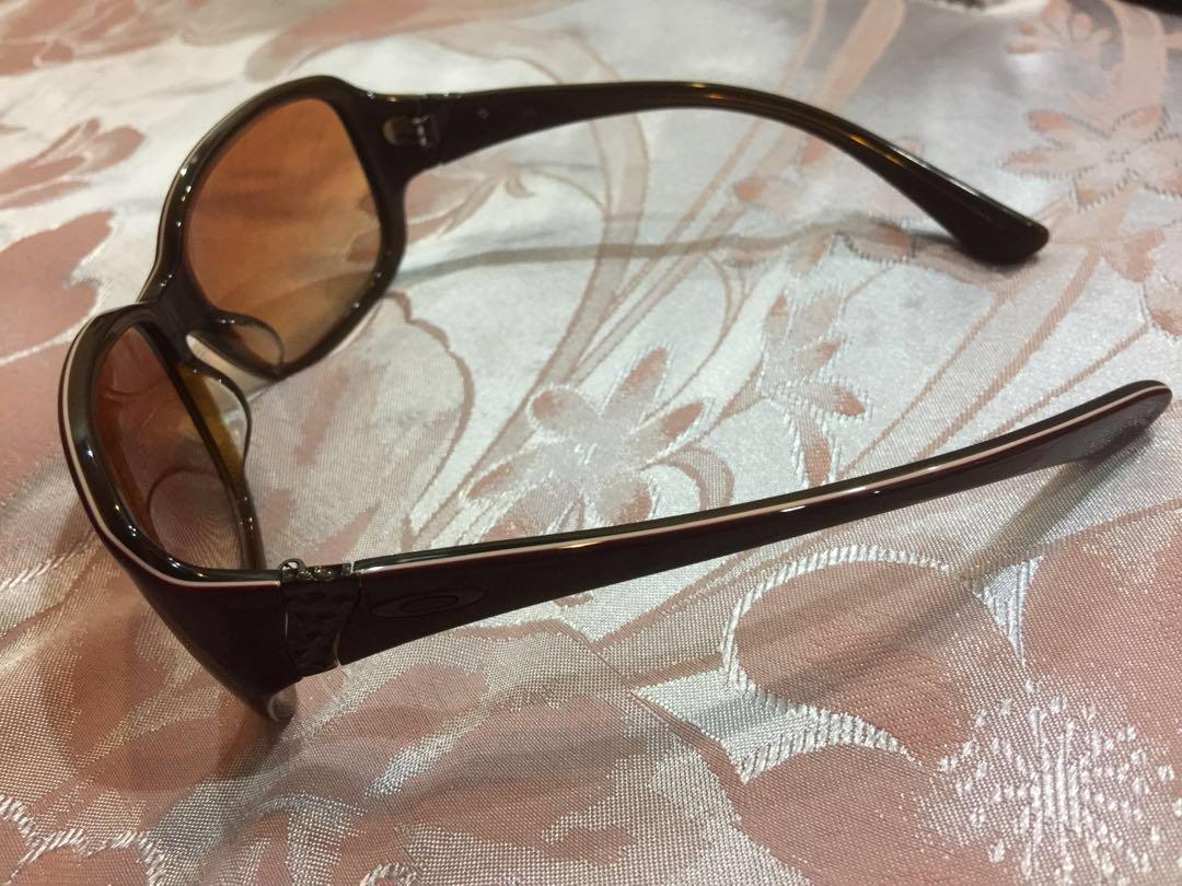 PRICE REDUCED Oakley Discreet Polarized Sunglasses Ladies Women s Fashion Watches Accessories Sunglasses Eyewear on Carousell