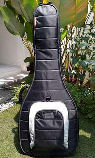 Mono M80 Hybrid Case (Classic Acoustic/Dreadnought Guitar)
