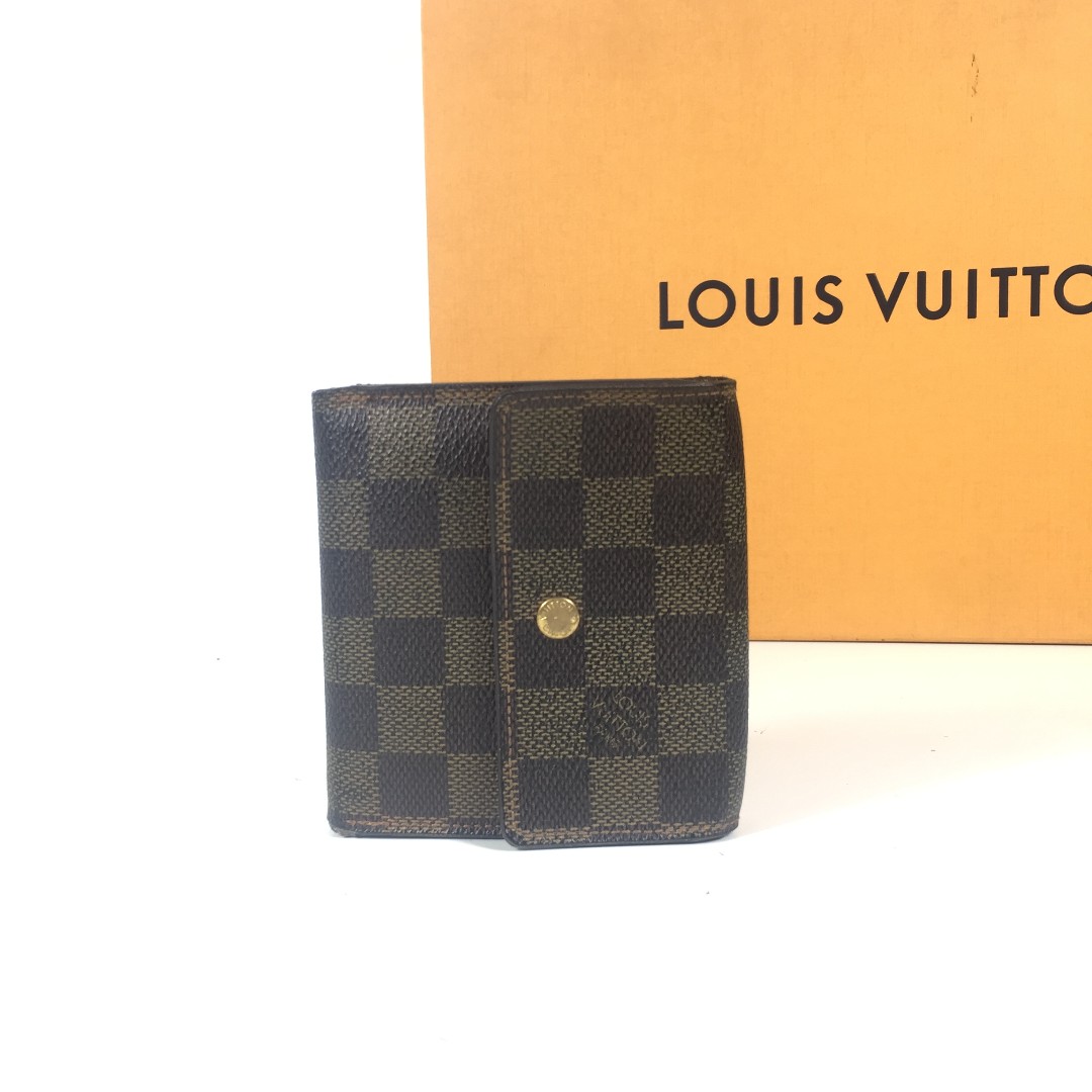 Authentic LV Zippy Wallet, Luxury, Bags & Wallets on Carousell