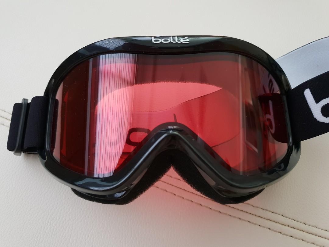 Bolle Ski Goggles, Sports Equipment, Sports & Games, Water Sports on