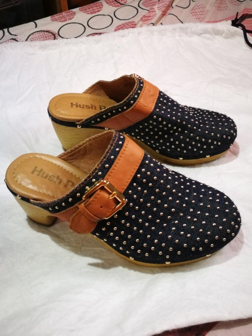 hush puppies clogs