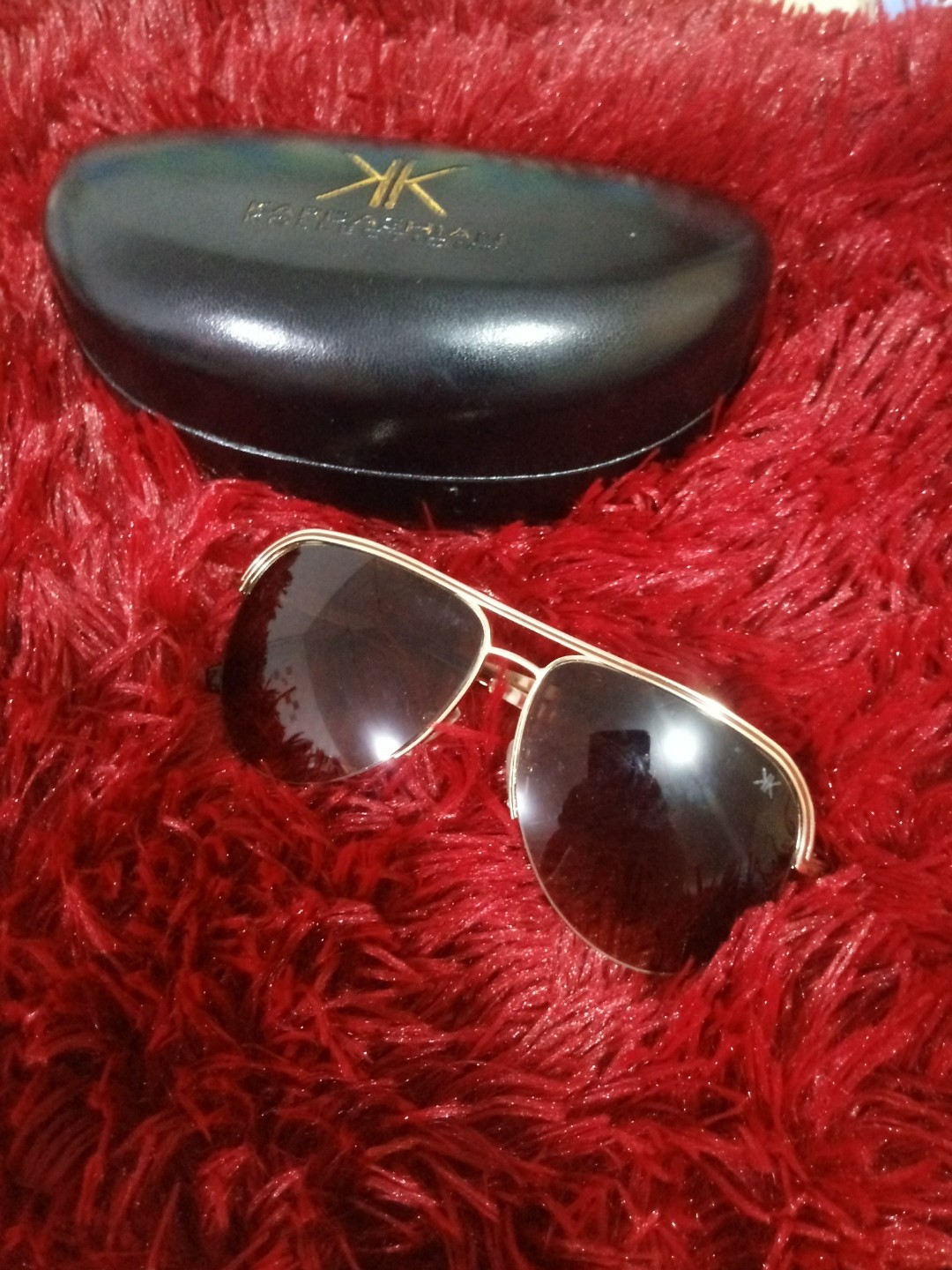 kardashian kollection aviator sunglasses