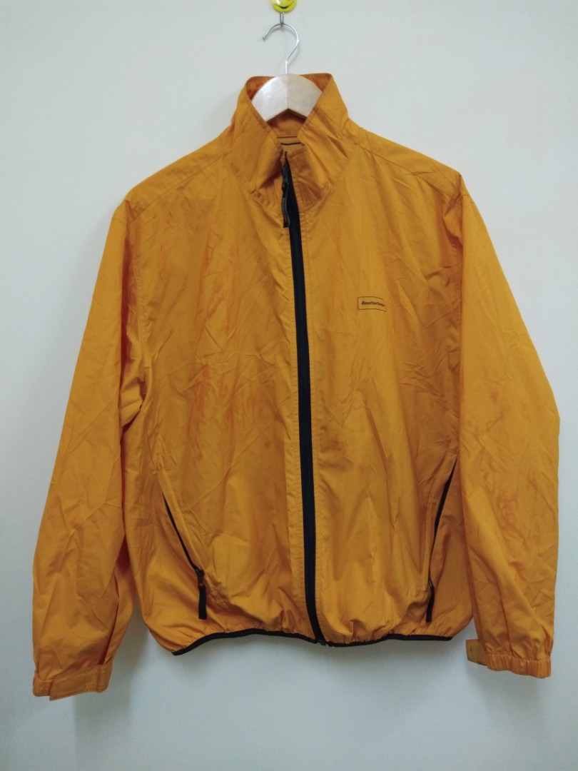 Light Jacket Benetton Formula 1 Men S Fashion Clothes Outerwear On Carousell