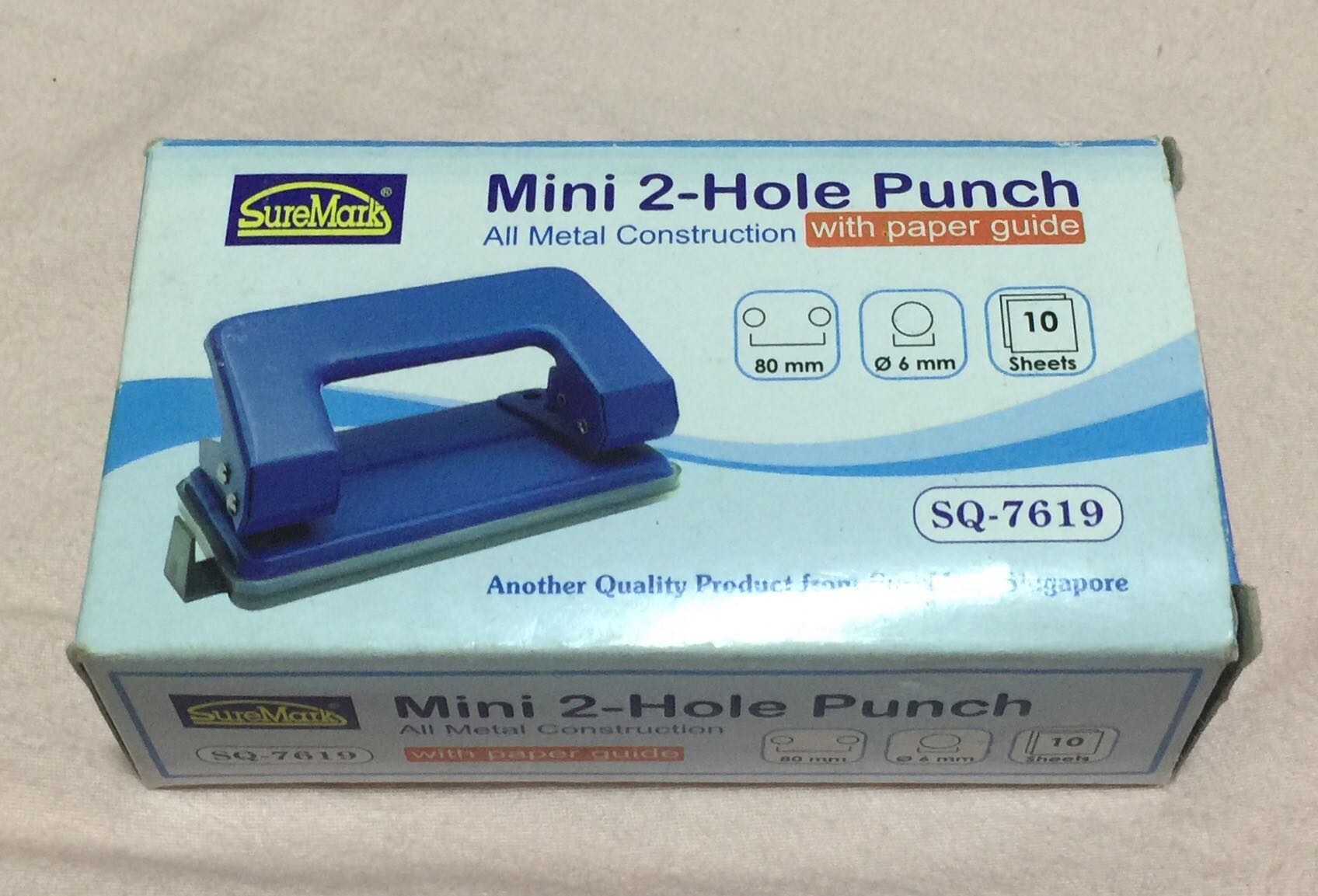 Mini 2Holes Puncher (SQ7619), Hobbies & Toys, Stationery & Craft