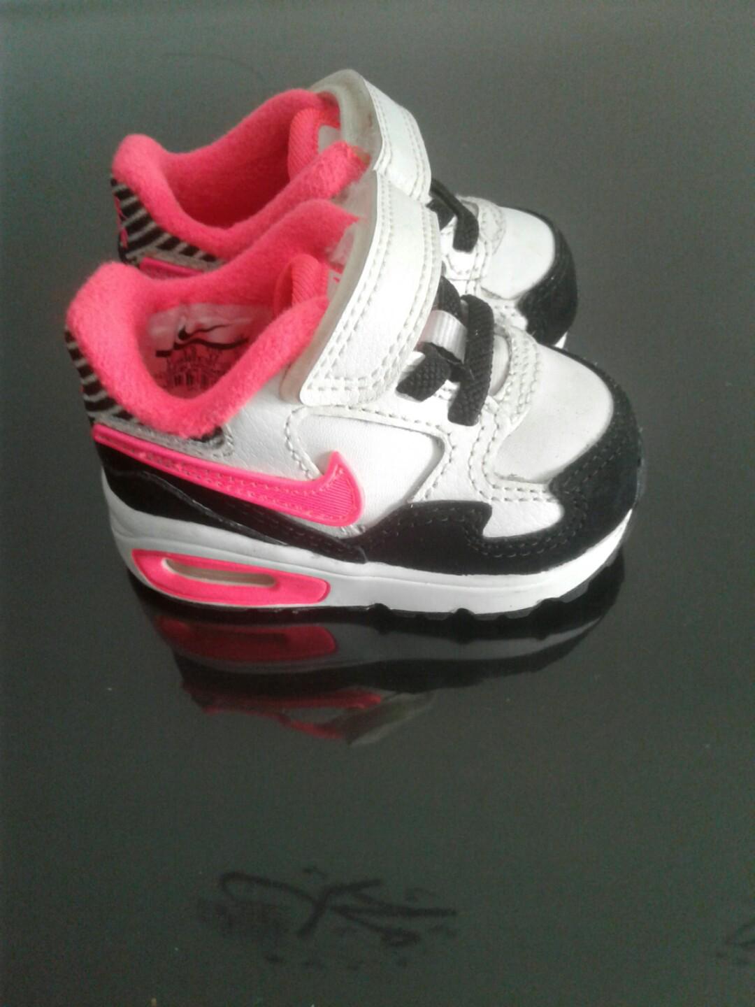newborn baby air max