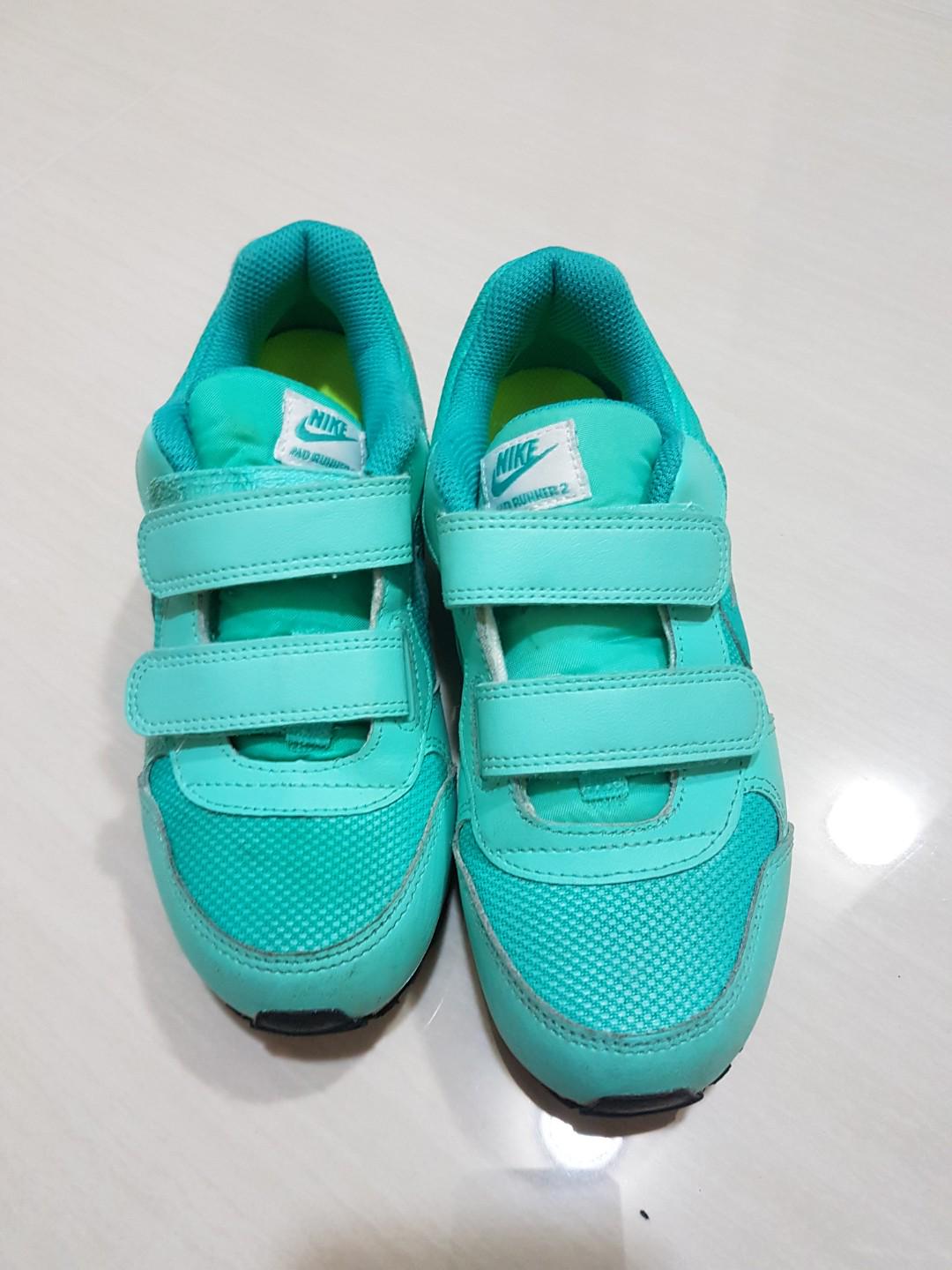 Girls nike top size 2