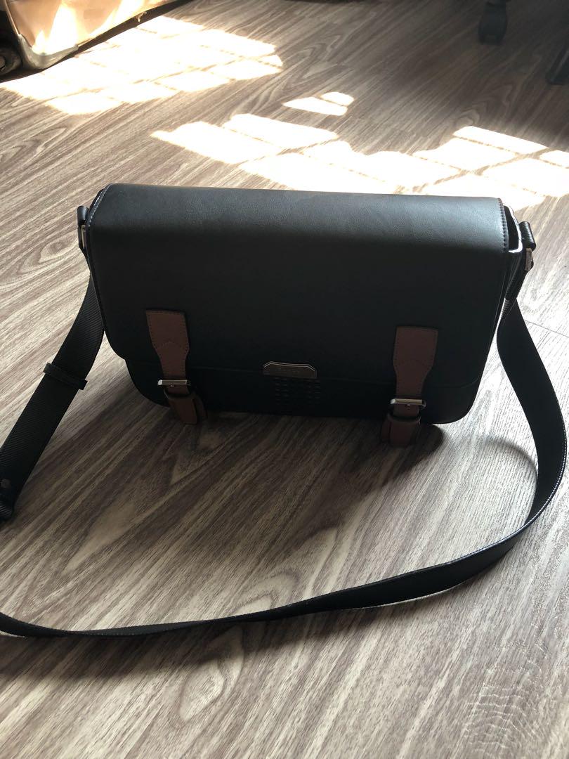 Pedro messenger bag clearance