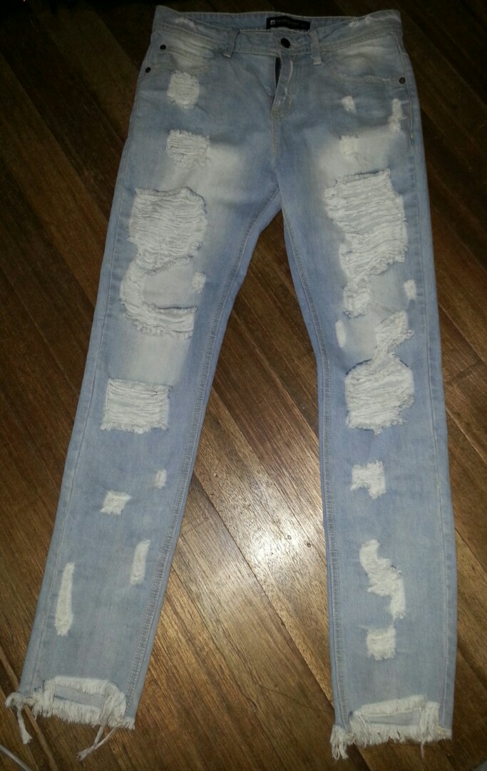 penshoppe ripped jeans