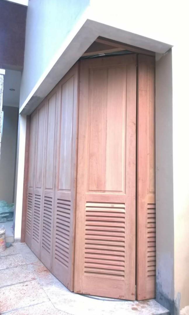 Rel pintu garasi khusus untuk pintu kayu model tikung 