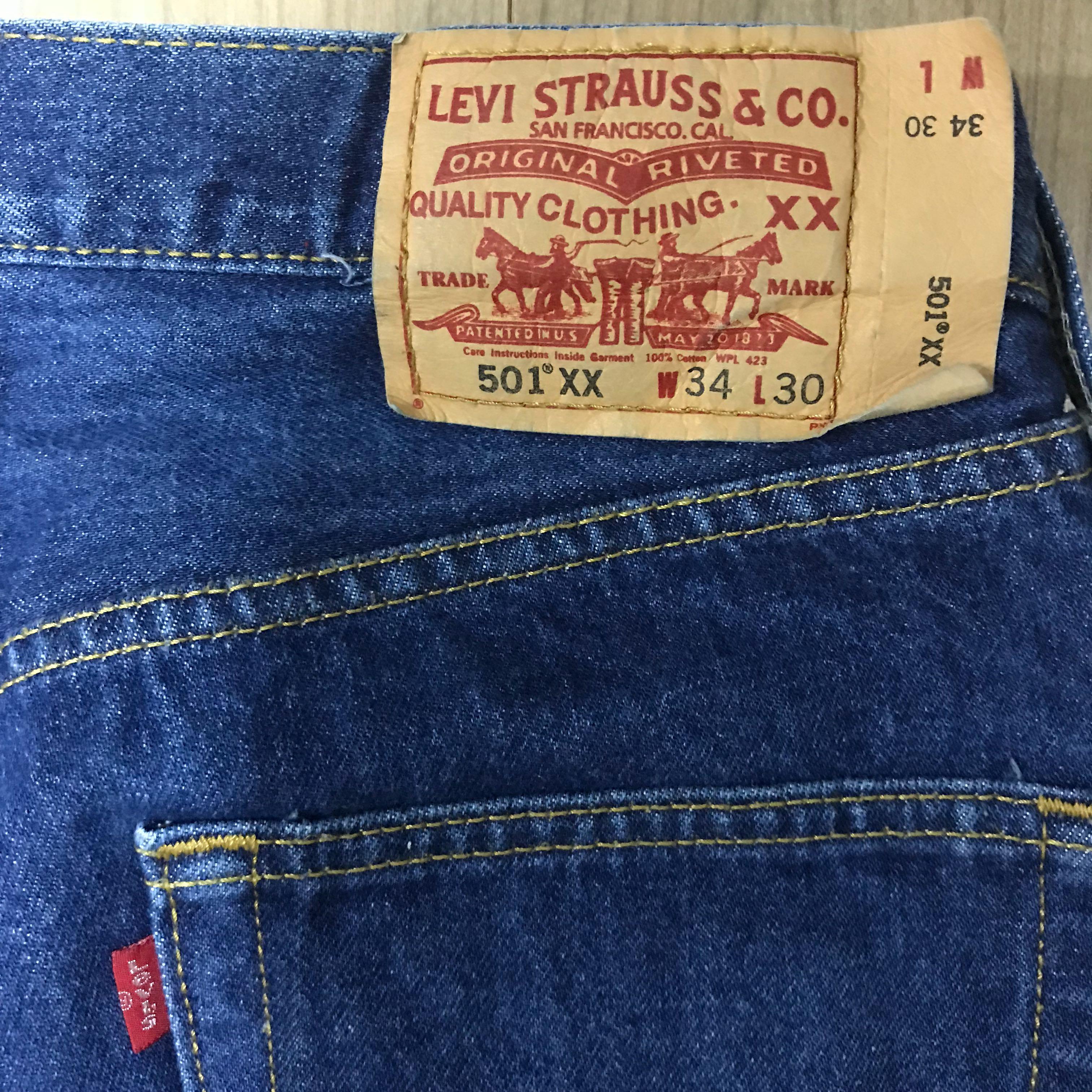 Vintage Levi's 501 Button Fly Straight Cut, Women's Fashion, Bottoms, Jeans  & Leggings on Carousell
