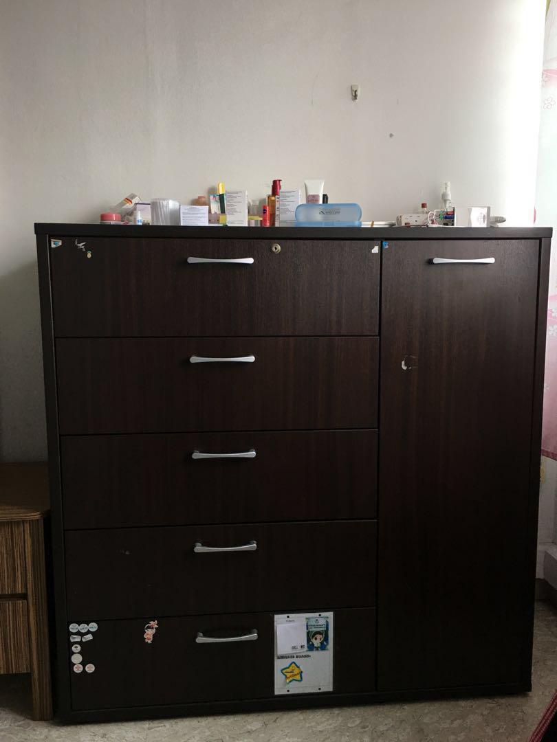 Wooden chest of drawers ( Moving Out clearance!), Furniture & Home