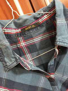 Dress kotak-kotak Dust