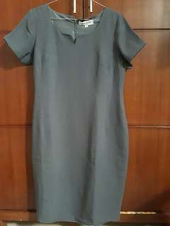 Dress Abu-abu
