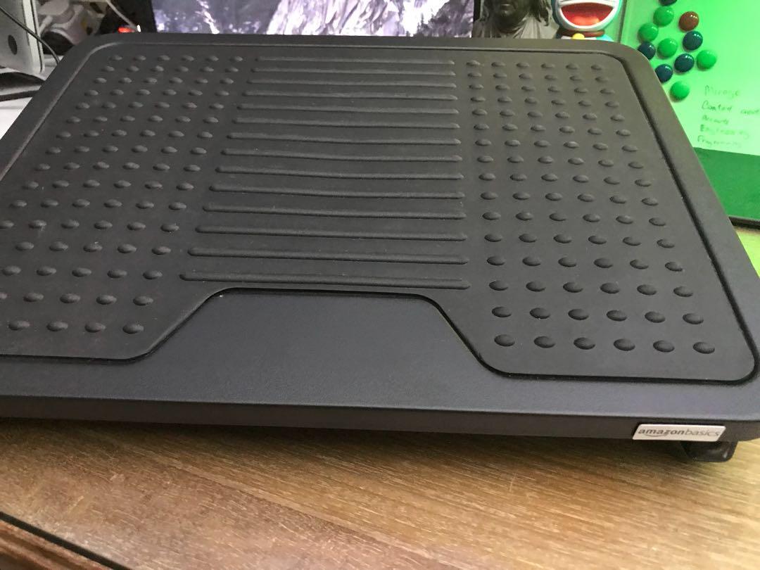 AmazonBasics Foot Rest, Health & Nutrition, Massage Devices on Carousell