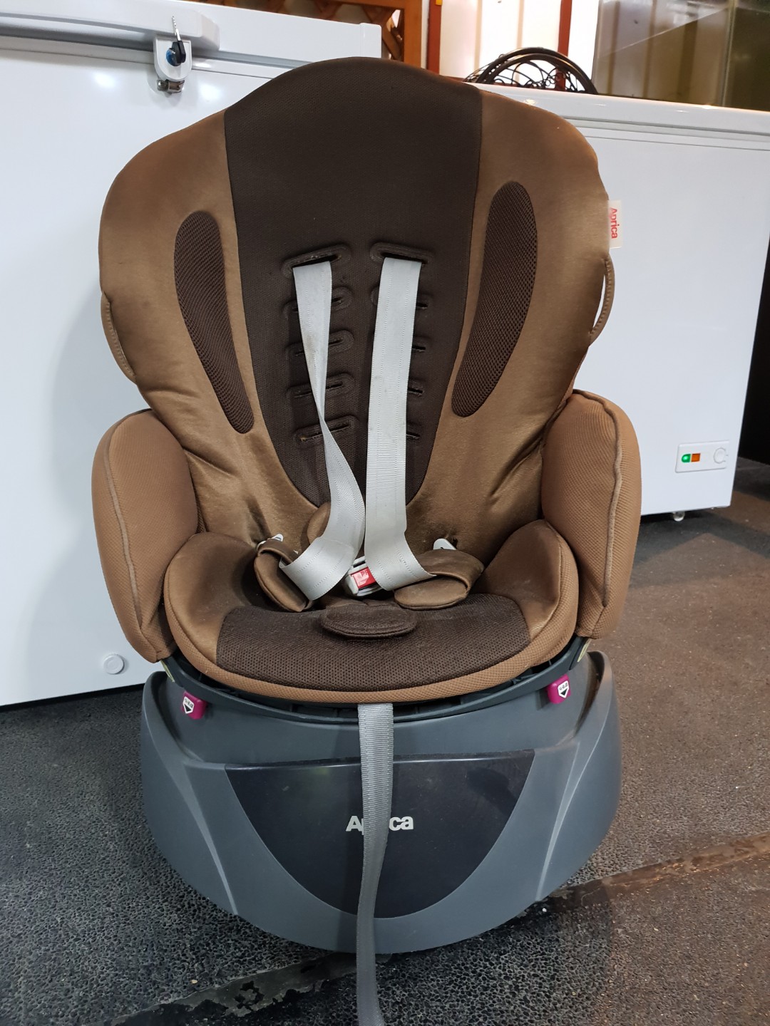 Aprica Fladea Car Seat Babies Kids Going Out Car Seats on Carousell