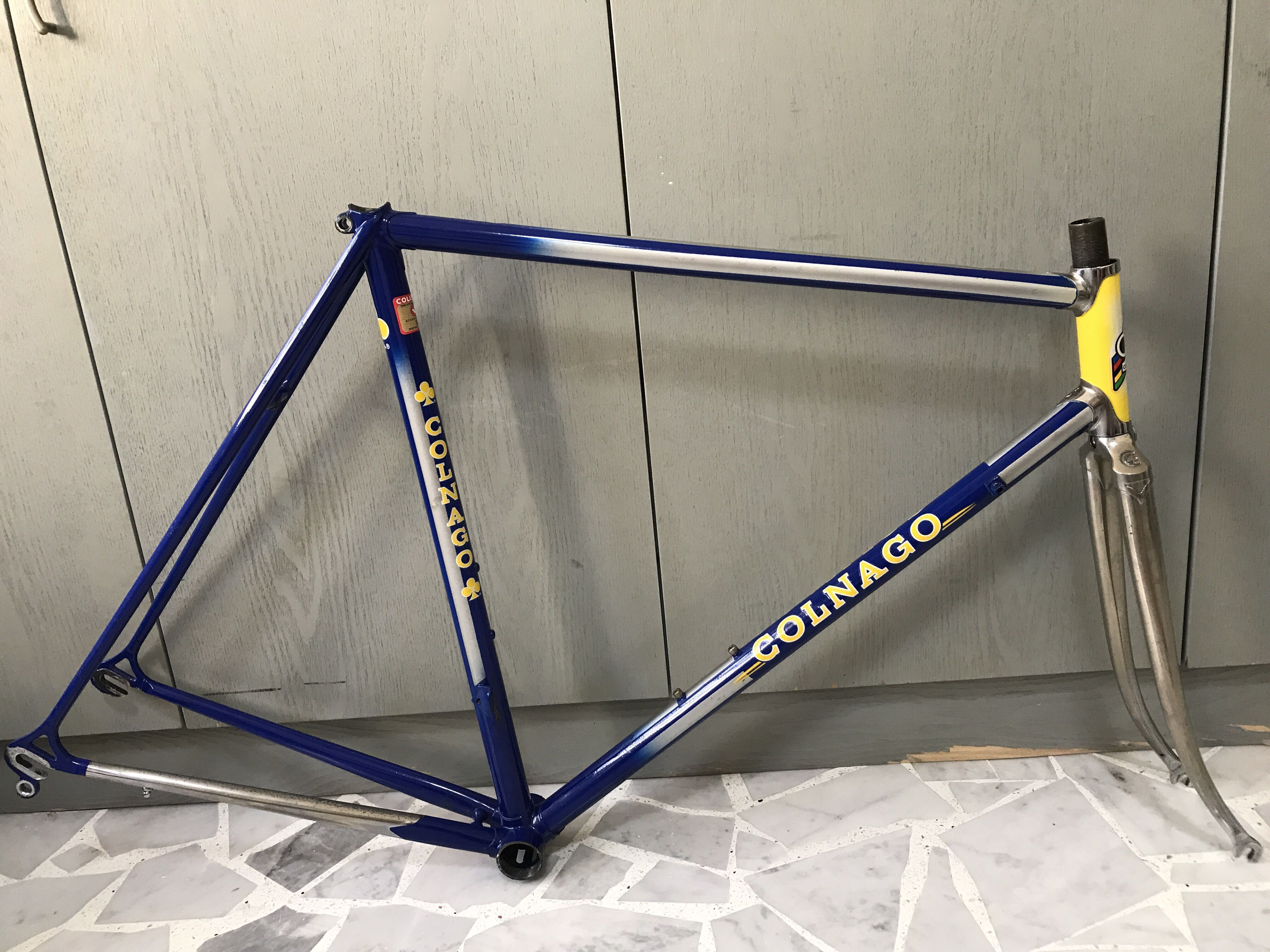 Colnago super frame top