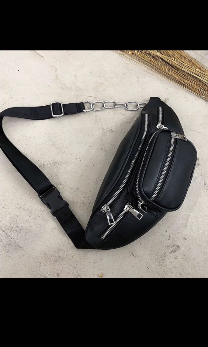 black chain fanny pack