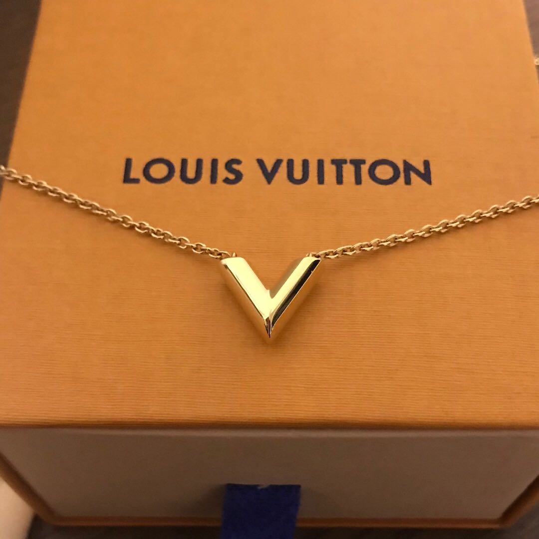 Louis Vuitton Large Essential V Gold Tone Necklace