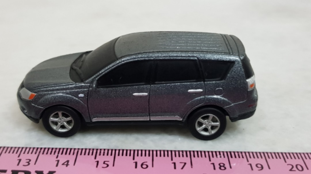 Mitsubishi Outlander 1 64 pullback diecast Hobbies Toys