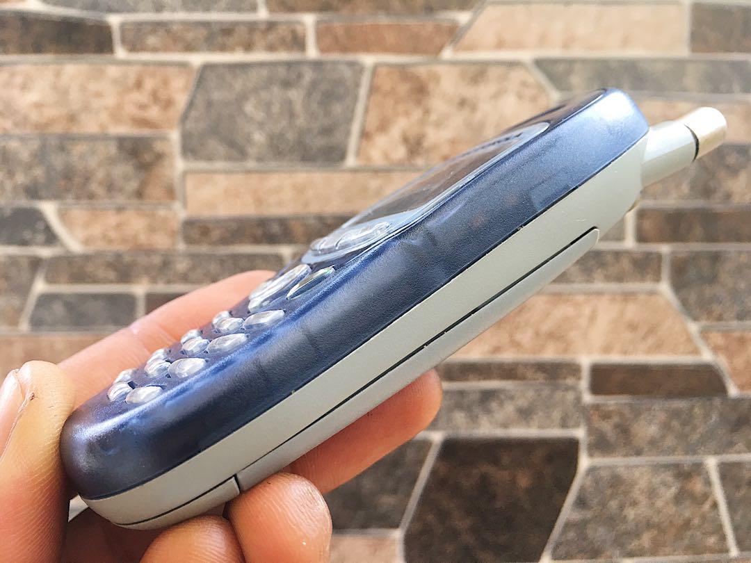 Motorola T190 Normal Hp Bekas Jadul Klasik Antena Langka Handphone  Nostalgia, Telepon Seluler & Tablet di Carousell